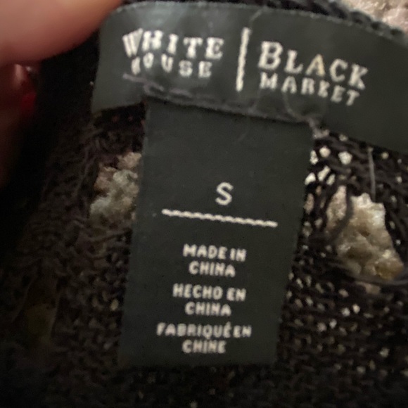 White House Black Market sweater vest- size small - Picture 3 of 5